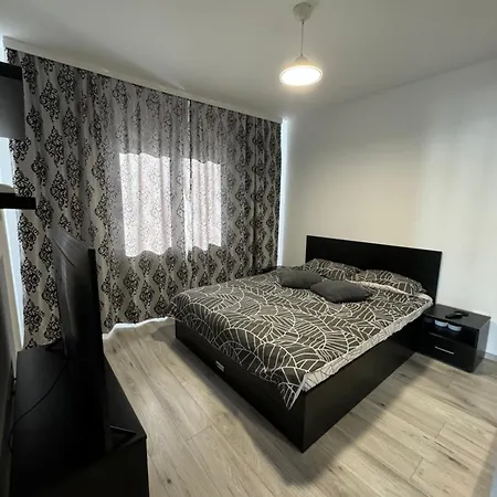Oferim Spre Inchiriere De Lux *